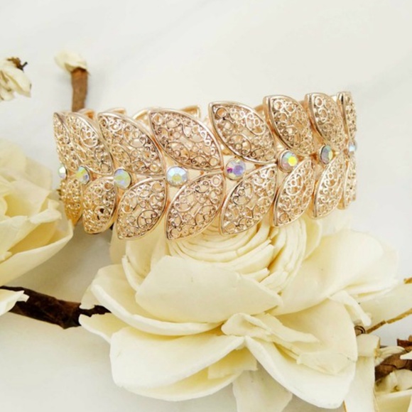 Happy Organics Closet Jewelry - Rose Gold Rhinestone and filigree bracelet Classic